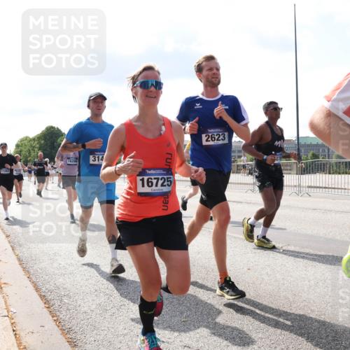 29.06.2025 - hella hamburg halbmarathon Lena Gebhardt http://msf.ph/oto/8445991 29.06.2025 09:53:27 Lombardsbrücke 11283, 4310, 16286, 314, 16725, 2623, 078, 1012, 1391, 1466, 1558, 1735, 1750, 1759, 2048, 2213, 2234, 2365, 2402, 2590, 2623, 2890, 2937, 2970, 3004, 3146, 3186, 3304, 3414, 3907, 3928, 4091, 4140, 4247, 4310, 4553, 4997, 5022, 5132, 5362, 5460, 5532, 5623, 5624, 5692, 6071, 6081, 6152, 6203, 6282, 6375, 6388, 6460, 6712, 6903, 7093, 7147, 7204, 7322, 7385, 7448, 7450, 7480, 7765, 8063, 8145, 8664, 9126, 9626, 9633, 9723, 9965, 13009 meine-sportfotos.de