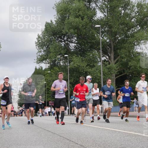 29.06.2025 - hella hamburg halbmarathon Luisa Fischer http://msf.ph/oto/8446045 29.06.2025 10:28:05 Kennedybrücke 6570, 11347, 1306, 5830, 9063, 2132, 7528, 786, 15942, 17954, 17850, 1395, 2477, 2944, 3421, 3786, 4221, 4719, 5138, 5358, 6524, 6526, 7528, 7975, 8167, 8502, 9063 meine-sportfotos.de