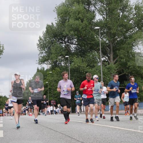 29.06.2025 - hella hamburg halbmarathon Luisa Fischer http://msf.ph/oto/8446057 29.06.2025 10:28:06 Kennedybrücke 6570, 11347, 1130, 5830, 9063, 2132, 7528, 3786, 4221, 138, 17954, 17850, 1395, 2477, 2944, 3421, 3786, 4221, 5138, 6524, 6526, 7528, 7975, 8167, 8502, 9063 meine-sportfotos.de