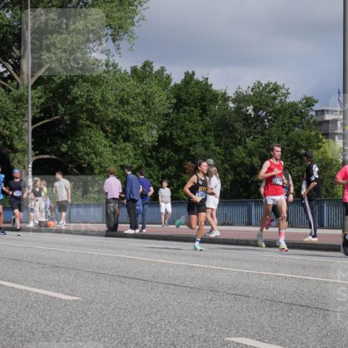 29.06.2025 - hella hamburg halbmarathon Luisa Fischer http://msf.ph/oto/8446110 29.06.2025 09:47:01 Kennedybrücke 1827, 13838, 5367, 16736, 1637, 2021, 3201, 5367, 8473, 8731, 10156, 10848 meine-sportfotos.de