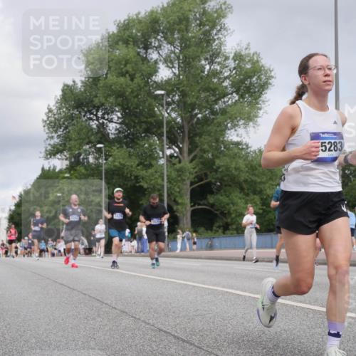 29.06.2025 - hella hamburg halbmarathon Luisa Fischer http://msf.ph/oto/8446211 29.06.2025 10:28:13 Kennedybrücke 5829, 5283, 2132, 2249, 2280, 3343, 3786, 4221, 4624, 5138, 5829, 5830, 7528, 9063 meine-sportfotos.de