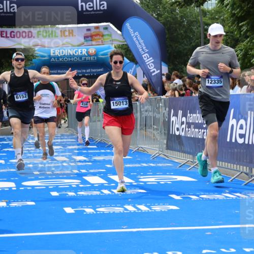 29.06.2025 - hella hamburg halbmarathon Strokosch-Dieckow http://msf.ph/oto/8446282 29.06.2025 10:39:24 Ziel 1343, 2546, 2972, 6037, 6152, 8346, 9116, 12335, 12372, 14359, 15013, 15866, 15965 meine-sportfotos.de