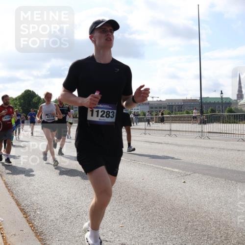 29.06.2025 - hella hamburg halbmarathon Lena Gebhardt http://msf.ph/oto/8446373 29.06.2025 09:53:29 Lombardsbrücke 14200, 4310, 11283, 1551, 58888, 1012, 1391, 1466, 1558, 1735, 1750, 1759, 2048, 2234, 2365, 2402, 2590, 2623, 2890, 2937, 3004, 3146, 3186, 3304, 3414, 3907, 4091, 4140, 4247, 4310, 4553, 4997, 5022, 5132, 5362, 5460, 5532, 5623, 5624, 5650, 5692, 6071, 6081, 6152, 6203, 6282, 6375, 6388, 6460, 6712, 6903, 7147, 7204, 7322, 7385, 7448, 7450, 7480, 7765, 8063, 8145, 8664, 9126, 9626, 9633, 9723, 9965, 13009 meine-sportfotos.de