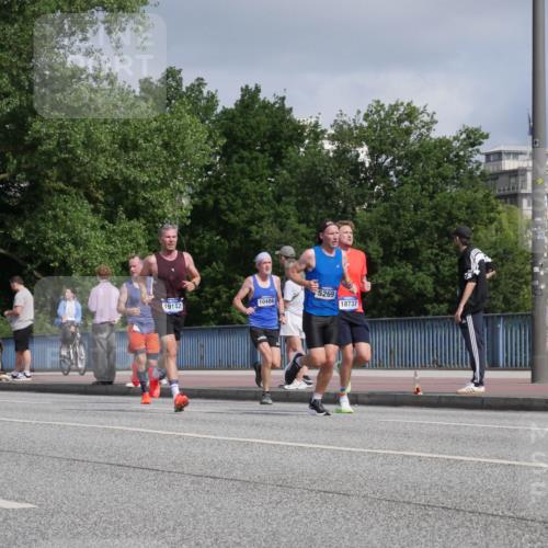 29.06.2025 - hella hamburg halbmarathon Luisa Fischer http://msf.ph/oto/8446576 29.06.2025 09:47:17 Kennedybrücke 19142, 10486, 5269, 18737, 1758, 5269, 6619, 10486 meine-sportfotos.de