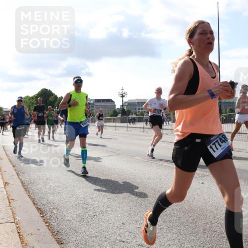 29.06.2025 - hella hamburg halbmarathon Lena Gebhardt http://msf.ph/oto/8446833 29.06.2025 09:53:32 Lombardsbrücke 607, 6282, 17748, 1790, 1012, 1391, 1466, 1558, 1735, 1750, 1759, 2234, 2270, 2365, 2402, 2516, 2590, 2623, 2890, 2937, 3004, 3146, 3186, 3304, 3414, 3907, 4091, 4140, 4247, 4310, 4553, 4949, 4997, 5022, 5115, 5132, 5362, 5460, 5532, 5623, 5624, 5650, 5692, 6071, 6081, 6152, 6203, 6282, 6375, 6388, 6460, 6575, 6712, 6903, 7204, 7322, 7385, 7448, 7450, 7480, 7765, 8063, 8664, 9030, 9126, 9626, 9633, 9723, 9965, 11077, 13009 meine-sportfotos.de