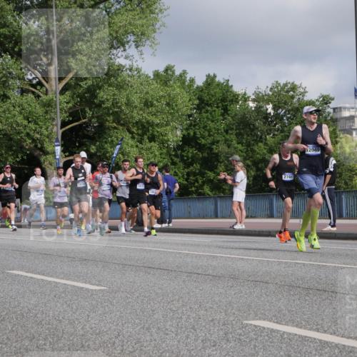 29.06.2025 - hella hamburg halbmarathon Luisa Fischer http://msf.ph/oto/8446910 29.06.2025 09:47:27 Kennedybrücke 17179, 19202, 19194, 1869, 19204, 10171, 2746, 2049, 1758, 2746, 3043, 5070, 5328, 5746, 6781, 7272, 8209, 8883, 9137, 9381, 10171 meine-sportfotos.de