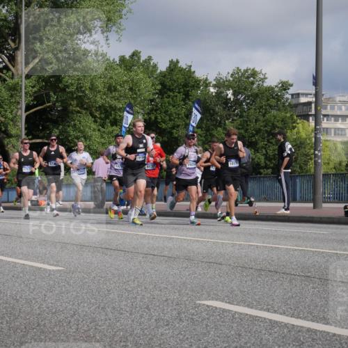 29.06.2025 - hella hamburg halbmarathon Luisa Fischer http://msf.ph/oto/8446954 29.06.2025 09:47:29 Kennedybrücke 30, 161, 130, 19194, 5746, 17175, 9381, 1920, 15621, 9137, 19204, 10171, 72, 1758, 2746, 3043, 4050, 5070, 5328, 5746, 6781, 7272, 8209, 8883, 9137, 9381, 10171 meine-sportfotos.de
