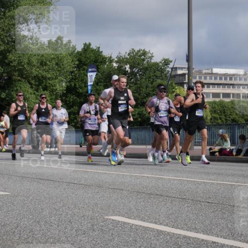 29.06.2025 - hella hamburg halbmarathon Luisa Fischer http://msf.ph/oto/8446978 29.06.2025 09:47:29 Kennedybrücke 11413, 30, 17175, 5746, 9381, 15621, 19202, 74390, 161, 19194, 19204, 10171, 727, 1758, 2746, 3043, 4050, 5070, 5328, 5746, 6781, 7272, 8209, 8883, 9137, 9381, 10171 meine-sportfotos.de
