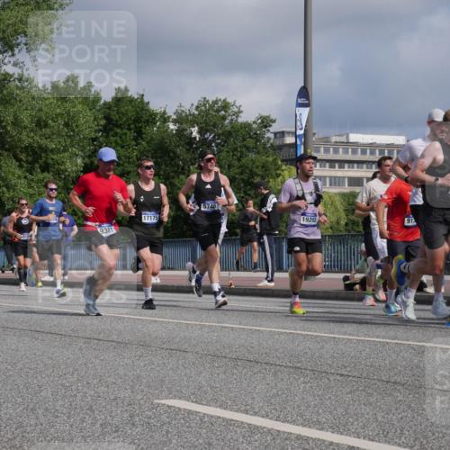 29.06.2025 - hella hamburg halbmarathon Luisa Fischer http://msf.ph/oto/8447017 29.06.2025 09:47:31 Kennedybrücke 9381, 17175, 5746, 19202, 91, 161, 1919, 18, 2746, 3043, 4050, 5070, 5328, 5746, 5826, 6781, 7272, 7723, 8209, 8883, 9137, 9381, 10171 meine-sportfotos.de