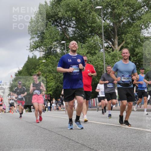 29.06.2025 - hella hamburg halbmarathon Luisa Fischer http://msf.ph/oto/8447101 29.06.2025 10:29:19 Kennedybrücke 10, 556, 6478, 54, 289, 55, 25462, 04101, 2516, 1472, 18516, 16381, 10845, 3765, 4378, 5028, 5564, 6478, 8079, 8881, 10219, 10845, 10846 meine-sportfotos.de