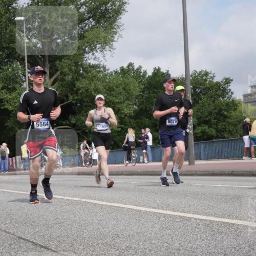 29.06.2025 - hella hamburg halbmarathon Luisa Fischer http://msf.ph/oto/8447206 29.06.2025 10:29:25 Kennedybrücke 16479, 5564, 11859, 8079, 5497, 5564, 6478, 7069, 8079, 8881, 9573, 10219, 10845, 10846 meine-sportfotos.de