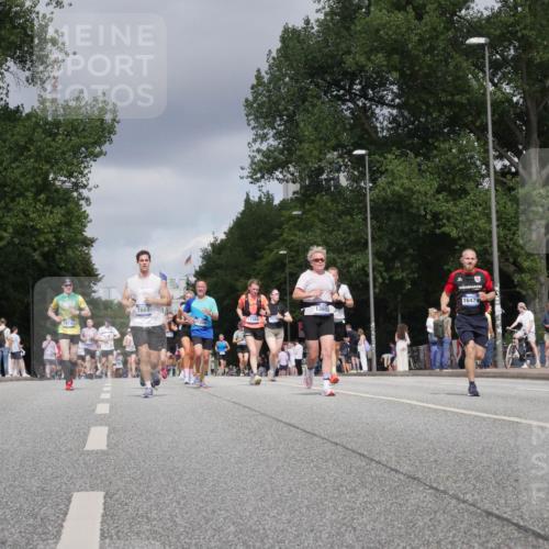 29.06.2025 - hella hamburg halbmarathon Luisa Fischer http://msf.ph/oto/8447227 29.06.2025 10:29:26 Kennedybrücke 19144, 7069, 11270, 17369, 1113, 13653, 16479, 5497, 5564, 6478, 7069, 8079, 8881, 9573, 10219, 10845, 10846 meine-sportfotos.de