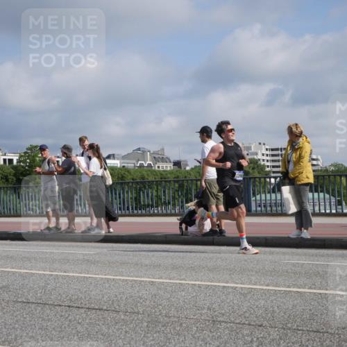 29.06.2025 - hella hamburg halbmarathon Luisa Fischer http://msf.ph/oto/8447415 29.06.2025 09:47:45 Kennedybrücke 1298, 1990, 2689, 4129, 4679, 4698, 4749, 6358, 7481, 8190, 9634, 10017 meine-sportfotos.de