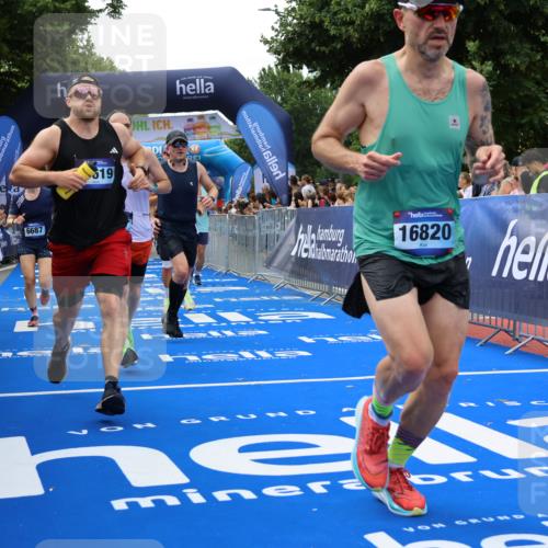 29.06.2025 - hella hamburg halbmarathon Strokosch-Dieckow http://msf.ph/oto/8447469 29.06.2025 10:39:06 Ziel 1164, 1445, 1803, 2262, 3282, 4359, 4759, 6682, 6686, 6687, 11305, 11447, 11619, 12137, 13729, 14311, 15556, 16656, 16820, 17668, 18149, 18547, 18734, 19151 meine-sportfotos.de