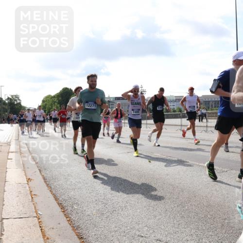 29.06.2025 - hella hamburg halbmarathon Lena Gebhardt http://msf.ph/oto/8448028 29.06.2025 09:53:41 Lombardsbrücke 12271, 6388, 7480, 17032, 2890, 1806, 1098, 1466, 1558, 1750, 1759, 2270, 2365, 2402, 2516, 2623, 2823, 2890, 2937, 3004, 3146, 3186, 3414, 4091, 4140, 4247, 4310, 4553, 4949, 5022, 5115, 5362, 5460, 5532, 5623, 5624, 5650, 5692, 6071, 6203, 6282, 6309, 6375, 6388, 6460, 6575, 6903, 7167, 7204, 7322, 7385, 7448, 7450, 7480, 7734, 7765, 8023, 8269, 9030, 9043, 9126, 9626, 9633, 9723, 9965, 10792, 11077, 11936, 13009 meine-sportfotos.de