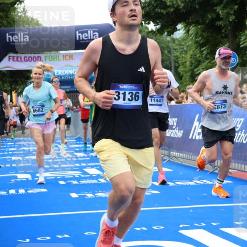 29.06.2025 - hella hamburg halbmarathon Strokosch-Dieckow http://msf.ph/oto/8448074 29.06.2025 10:38:59 Ziel 1164, 1445, 1803, 2262, 2980, 3136, 3783, 4359, 4759, 6682, 6686, 6687, 8958, 11447, 11619, 12137, 13137, 15257, 15561, 15873, 16820, 17722, 18734, 19151 meine-sportfotos.de