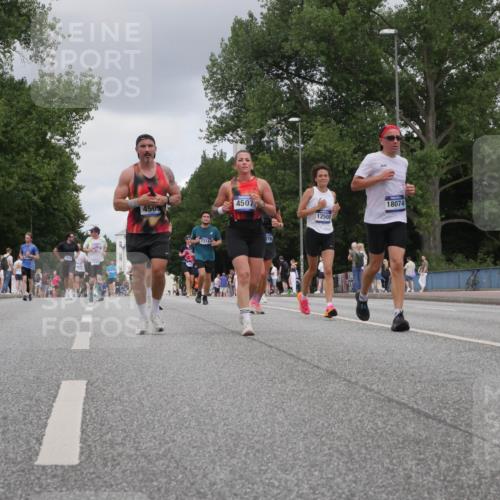 29.06.2025 - hella hamburg halbmarathon Luisa Fischer http://msf.ph/oto/8448211 29.06.2025 10:30:29 Kennedybrücke 7978, 4509, 4507, 7314, 78, 09, 12500, 18074, 2045, 3389, 4507, 4509, 5177, 6214, 7314, 10205 meine-sportfotos.de