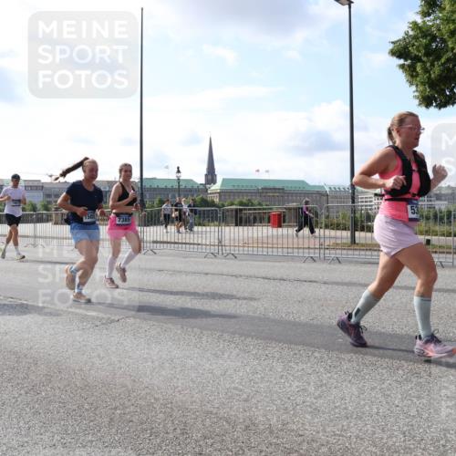29.06.2025 - hella hamburg halbmarathon Lena Gebhardt http://msf.ph/oto/8448475 29.06.2025 09:53:43 Lombardsbrücke 5532, 15851, 7385, 1098, 1466, 1558, 1750, 1759, 2270, 2365, 2402, 2516, 2623, 2823, 2890, 2937, 3004, 3146, 3186, 3414, 4091, 4140, 4247, 4310, 4553, 4949, 5022, 5115, 5362, 5460, 5532, 5624, 5650, 5692, 6071, 6203, 6282, 6309, 6375, 6388, 6460, 6575, 6903, 7167, 7204, 7322, 7385, 7448, 7450, 7480, 7734, 7765, 8023, 8269, 9030, 9043, 9105, 9126, 9626, 9633, 9723, 9965, 10792, 11077, 11936, 13009 meine-sportfotos.de