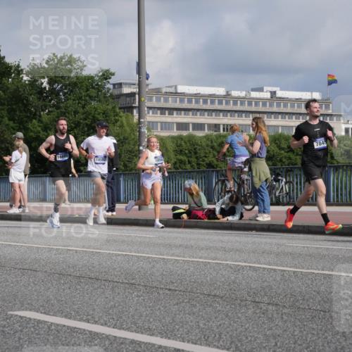 29.06.2025 - hella hamburg halbmarathon Luisa Fischer http://msf.ph/oto/8448500 29.06.2025 09:48:31 Kennedybrücke 16695, 18562, 18563, 7845, 2525, 3809, 3843, 3955, 5042, 6169, 7845, 8784, 8956, 10453 meine-sportfotos.de