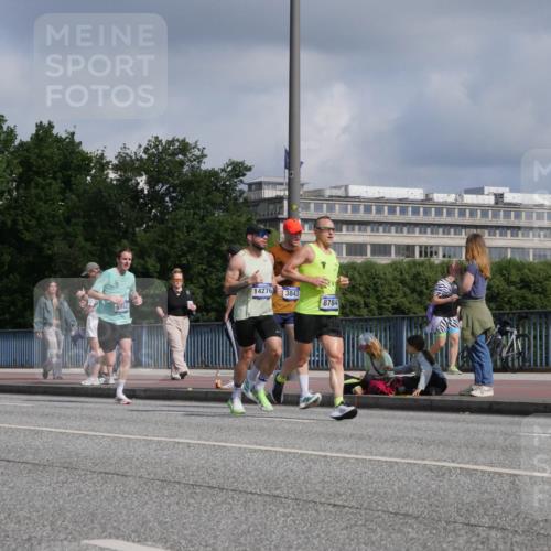 29.06.2025 - hella hamburg halbmarathon Luisa Fischer http://msf.ph/oto/8448535 29.06.2025 09:48:33 Kennedybrücke 5042, 14276, 3843, 8784, 3809, 3843, 3955, 5042, 6169, 7845, 8784, 8956, 10298 meine-sportfotos.de