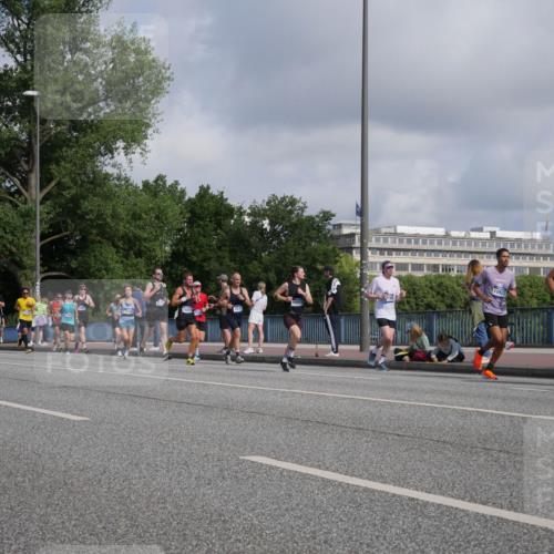 29.06.2025 - hella hamburg halbmarathon Luisa Fischer http://msf.ph/oto/8449052 29.06.2025 09:49:01 Kennedybrücke 16811, 5048, 10927, 11304, 1577, 1889, 2243, 4944, 5048, 5152, 5660, 7466, 8312, 8323 meine-sportfotos.de
