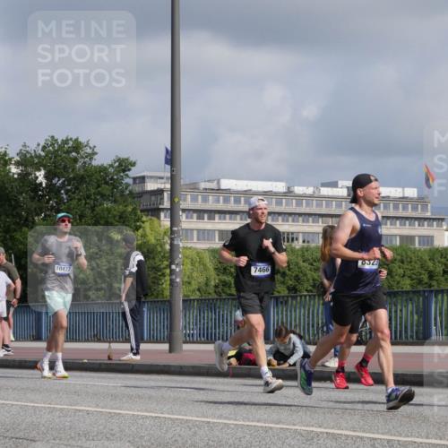 29.06.2025 - hella hamburg halbmarathon Luisa Fischer http://msf.ph/oto/8449381 29.06.2025 09:49:10 Kennedybrücke 6881, 10477, 7466, 0323, 1053, 1577, 5152, 5193, 5660, 7466, 8323, 10477 meine-sportfotos.de