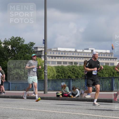 29.06.2025 - hella hamburg halbmarathon Luisa Fischer http://msf.ph/oto/8449408 29.06.2025 09:49:10 Kennedybrücke 16881, 83, 188, 7466, 10477, 1053, 1577, 5152, 5193, 5660, 7466, 8323, 10477 meine-sportfotos.de