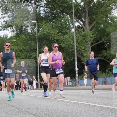 29.06.2025 - hella hamburg halbmarathon Luisa Fischer http://msf.ph/oto/8449517 29.06.2025 10:31:38 Kennedybrücke 1169, 6345, 9654, 3568, 18291, 604, 9718, 4834, 5604, 6259, 6345, 9642, 9653, 9654, 9716 meine-sportfotos.de