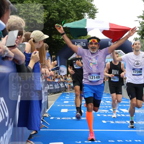 29.06.2025 - hella hamburg halbmarathon Strokosch-Dieckow http://msf.ph/oto/8449594 29.06.2025 10:48:30 Ziel 1163, 1176, 2213, 3747, 4553, 5362, 5421, 6081, 9262, 9538, 10000, 10859, 10860, 11451, 11579, 12149, 12549, 12690, 12840, 13962, 14033, 14990, 15573, 15808, 15917, 17395, 17855, 18251, 18790, 18815, 18923 meine-sportfotos.de