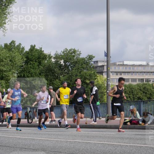 29.06.2025 - hella hamburg halbmarathon Luisa Fischer http://msf.ph/oto/8449604 29.06.2025 09:49:19 Kennedybrücke 14069, 76, 76314, 16417, 18731, 18986, 16425, 9019, 18600, 1053, 1396, 1411, 1959, 2836, 5193, 7080, 7622, 7867 meine-sportfotos.de