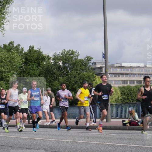 29.06.2025 - hella hamburg halbmarathon Luisa Fischer http://msf.ph/oto/8449612 29.06.2025 09:49:20 Kennedybrücke 1411, 7622, 16417, 16425, 18731, 18986, 1053, 1396, 1407, 1411, 1959, 2836, 5193, 7080, 7622, 7867 meine-sportfotos.de