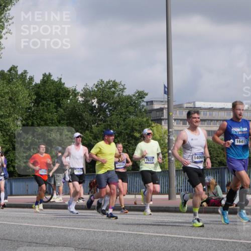 29.06.2025 - hella hamburg halbmarathon Luisa Fischer http://msf.ph/oto/8449679 29.06.2025 09:49:21 Kennedybrücke 7622, 14069, 14841, 18906, 11370, 7867, 70, 3, 16417, 098, 1396, 1407, 1411, 1959, 2836, 3935, 5193, 7080, 7622, 7867 meine-sportfotos.de