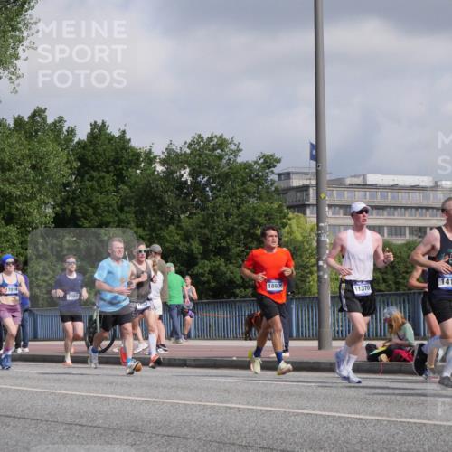 29.06.2025 - hella hamburg halbmarathon Luisa Fischer http://msf.ph/oto/8449727 29.06.2025 09:49:23 Kennedybrücke 3005, 7014, 2836, 7080, 18906, 7867, 11370, 1411, 1396, 1407, 1411, 1959, 2836, 3935, 5193, 6305, 7080, 7622, 7867, 9376, 9508 meine-sportfotos.de
