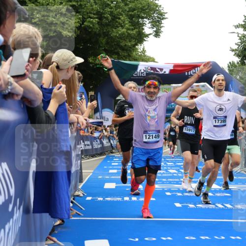 29.06.2025 - hella hamburg halbmarathon Strokosch-Dieckow http://msf.ph/oto/8449831 29.06.2025 10:48:30 Ziel 1163, 1176, 2213, 3747, 4553, 5362, 5421, 6081, 9262, 9538, 10000, 10859, 10860, 11451, 11579, 12149, 12549, 12690, 12840, 13962, 14033, 14990, 15573, 15808, 15917, 17395, 17855, 18251, 18790, 18815, 18923 meine-sportfotos.de
