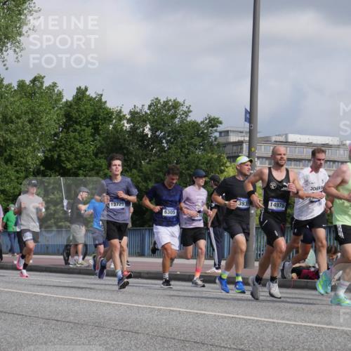 29.06.2025 - hella hamburg halbmarathon Luisa Fischer http://msf.ph/oto/8449948 29.06.2025 09:49:29 Kennedybrücke 9508, 3935, 14975, 13729, 6305, 1732, 1002, 1407, 1910, 1959, 2563, 2836, 2851, 3790, 3935, 4740, 6032, 6305, 6473, 7080, 7831, 7867, 9376, 9508 meine-sportfotos.de