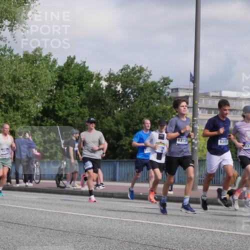 29.06.2025 - hella hamburg halbmarathon Luisa Fischer http://msf.ph/oto/8449978 29.06.2025 09:49:30 Kennedybrücke 6032, 6473, 1438, 314, 9508, 13729, 6305, 9376, 1002, 1407, 1910, 1959, 2563, 2836, 2851, 3790, 3935, 4740, 6032, 6305, 6473, 7080, 7831, 7867, 7972, 9376, 9508, 10771 meine-sportfotos.de