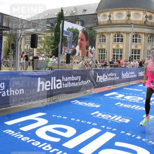 29.06.2025 - hella hamburg halbmarathon Michael Strokosch http://msf.ph/oto/8450222 29.06.2025 10:29:33 Ziel 2021, 2180, 8784, 9137, 10156, 10790, 12234, 15880, 16118, 17197, 18737 meine-sportfotos.de