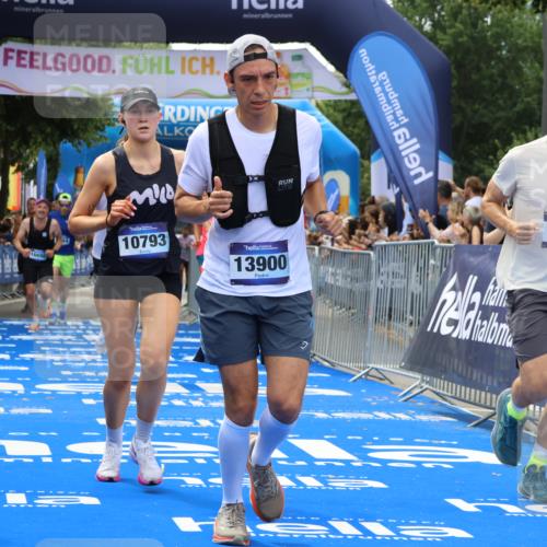 29.06.2025 - hella hamburg halbmarathon Strokosch-Dieckow http://msf.ph/oto/8450391 29.06.2025 10:37:57 Ziel 3480, 3530, 7229, 8091, 9643, 9944, 10793, 11049, 11952, 12915, 13900, 14274, 15303, 16698, 18103, 18529 meine-sportfotos.de