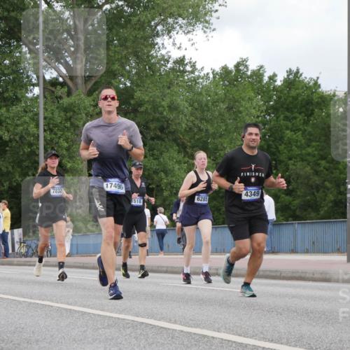 29.06.2025 - hella hamburg halbmarathon Luisa Fischer http://msf.ph/oto/8450633 29.06.2025 10:32:23 Kennedybrücke 16662, 7832, 17496, 6285, 1518, 4349, 1518, 1557, 3445, 4349, 4362, 4395, 6285, 7832, 9714, 10198 meine-sportfotos.de