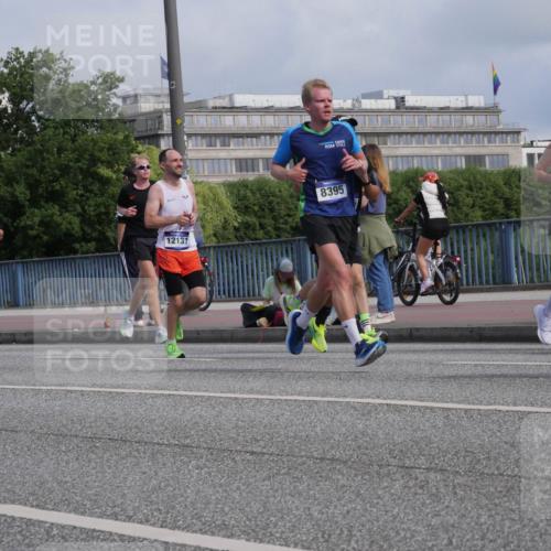 29.06.2025 - hella hamburg halbmarathon Luisa Fischer http://msf.ph/oto/8450729 29.06.2025 09:49:54 Kennedybrücke 16123, 11019, 12137, 8395, 121, 1217, 2121, 2404, 2774, 3783, 5961, 8395, 9171 meine-sportfotos.de