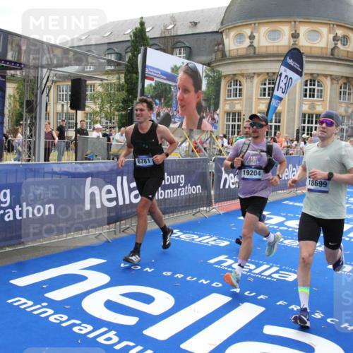 29.06.2025 - hella hamburg halbmarathon Michael Strokosch http://msf.ph/oto/8450854 29.06.2025 10:29:42 Ziel 6781, 7186, 16818, 18422, 18699, 19204 meine-sportfotos.de