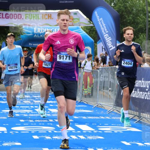 29.06.2025 - hella hamburg halbmarathon Strokosch-Dieckow http://msf.ph/oto/8451080 29.06.2025 10:37:48 Ziel 1505, 1615, 2196, 2404, 3480, 3530, 9171, 13148, 13595, 18103, 18276, 18277, 18529 meine-sportfotos.de