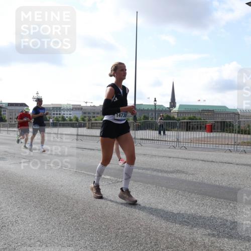 29.06.2025 - hella hamburg halbmarathon Lena Gebhardt http://msf.ph/oto/8451131 29.06.2025 09:53:58 Lombardsbrücke 5528, 19112, 14730, 1098, 1119, 1399, 1413, 1424, 1476, 1892, 1902, 2270, 2516, 2823, 2890, 2937, 3004, 3186, 3414, 3477, 3785, 4140, 4183, 4185, 4235, 4237, 4247, 4270, 4949, 5115, 5362, 5460, 5528, 5532, 5650, 6071, 6198, 6282, 6309, 6388, 6575, 6831, 6903, 7167, 7297, 7385, 7448, 7480, 7734, 8023, 8269, 8743, 8928, 9030, 9043, 9105, 9463, 9482, 9619, 9626, 9633, 9723, 9965, 10529, 10792, 11077, 11848, 11936, 12084, 13009 meine-sportfotos.de