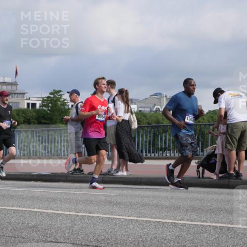 29.06.2025 - hella hamburg halbmarathon Luisa Fischer http://msf.ph/oto/8451195 29.06.2025 09:50:07 Kennedybrücke 299, 8084, 13029, 1562, 2196, 3783, 4602, 5092, 5923, 8901 meine-sportfotos.de