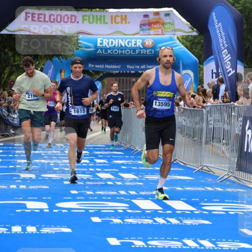 29.06.2025 - hella hamburg halbmarathon Strokosch-Dieckow http://msf.ph/oto/8451224 29.06.2025 10:37:43 Ziel 1505, 1615, 2196, 2404, 9171, 11106, 13148, 13595, 14934, 18193, 18276, 18277 meine-sportfotos.de