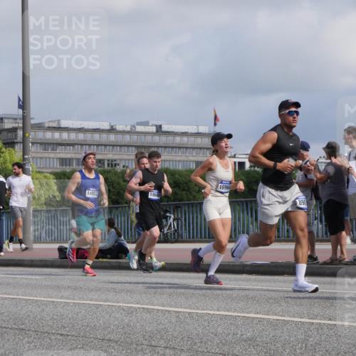 29.06.2025 - hella hamburg halbmarathon Luisa Fischer http://msf.ph/oto/8451411 29.06.2025 09:50:12 Kennedybrücke 18689, 14952, 16964, 890, 1562, 2196, 2296, 4602, 5092, 5923, 8901, 10384 meine-sportfotos.de