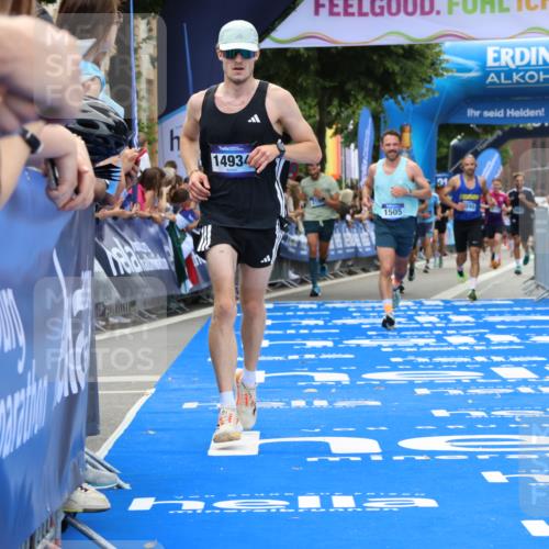 29.06.2025 - hella hamburg halbmarathon Strokosch-Dieckow http://msf.ph/oto/8451457 29.06.2025 10:37:38 Ziel 1290, 1505, 1615, 5791, 7831, 10451, 10922, 11106, 13595, 14934, 18193, 18216 meine-sportfotos.de