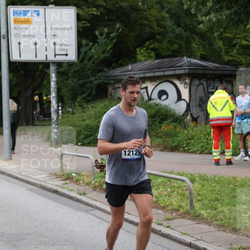29.06.2025 - hella hamburg halbmarathon Yannick Fuchs http://msf.ph/oto/8451578 29.06.2025 10:55:48 20KM 1135, 1138, 1147, 1190, 2086, 3097, 3400, 3921, 4068, 4095, 5547, 5839, 5870, 6391, 7049, 8364, 8590, 9297, 10031, 10177, 10194, 10746, 11465, 12125, 12567, 13064, 13491, 13699, 13958, 14574, 14605, 14628, 15252, 15291, 15520, 15539, 15733, 15908, 16128, 16145, 18551, 18799, 18808 meine-sportfotos.de
