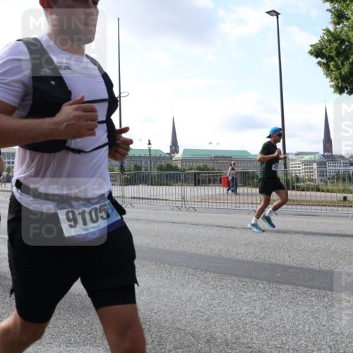 29.06.2025 - hella hamburg halbmarathon Lena Gebhardt http://msf.ph/oto/8451740 29.06.2025 09:54:01 Lombardsbrücke 998, 9105, 1098, 1119, 1399, 1413, 1424, 1476, 1892, 1902, 2098, 2188, 2270, 2516, 2823, 2842, 2890, 2937, 3004, 3186, 3414, 3477, 3785, 4029, 4140, 4183, 4185, 4235, 4237, 4247, 4270, 4949, 5115, 5362, 5528, 5532, 5650, 6071, 6198, 6309, 6388, 6575, 6831, 6903, 7167, 7297, 7385, 7448, 7480, 7734, 8023, 8269, 8743, 8928, 9030, 9043, 9105, 9463, 9482, 9619, 9626, 9633, 9723, 9965, 10529, 10792, 11077, 11848, 11936, 12084 meine-sportfotos.de