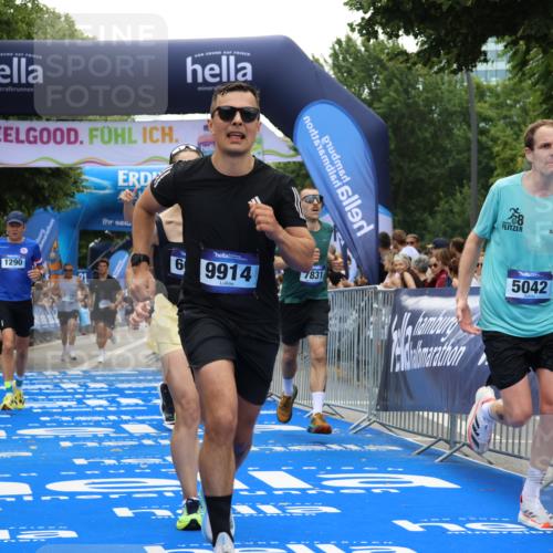 29.06.2025 - hella hamburg halbmarathon Strokosch-Dieckow http://msf.ph/oto/8451755 29.06.2025 10:37:29 Ziel 1290, 2767, 5042, 5791, 6047, 7831, 9017, 9914, 10451, 10922, 11106, 12739, 13372, 15888, 17306, 18159, 18193, 18216, 18723 meine-sportfotos.de